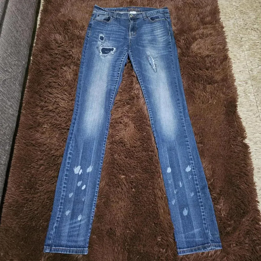 Revolt Distressed Skinny Jeans Size 5 - Picture 1 of 9